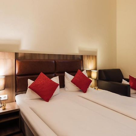 Hotel Koenigshof Hamburg Kültér fotó