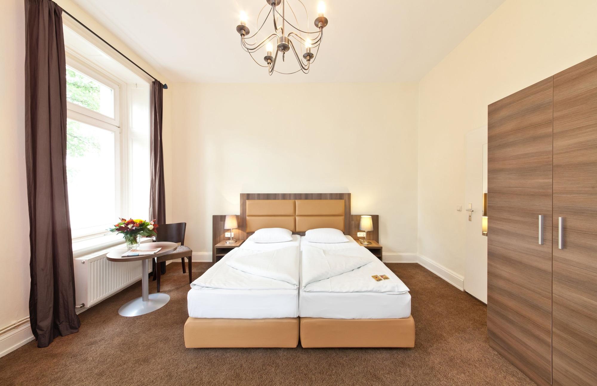 Hotel Koenigshof Hamburg Kültér fotó