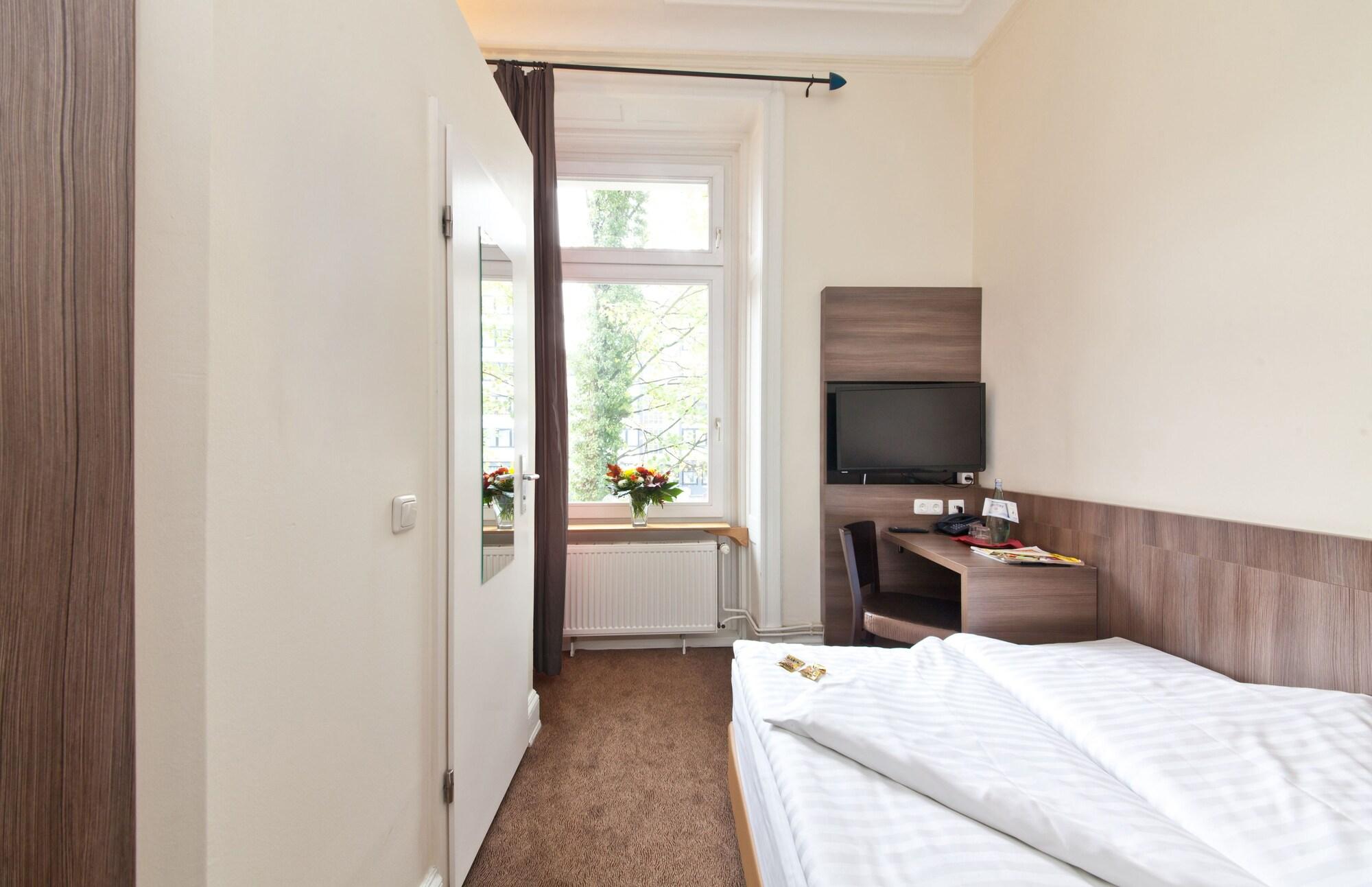 Hotel Koenigshof Hamburg Kültér fotó